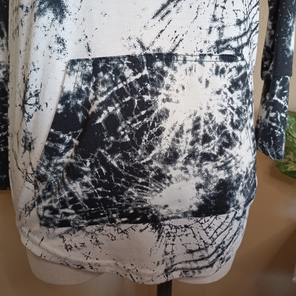 Lularoe Black and White Hoodie XS - Picture 9 of 12